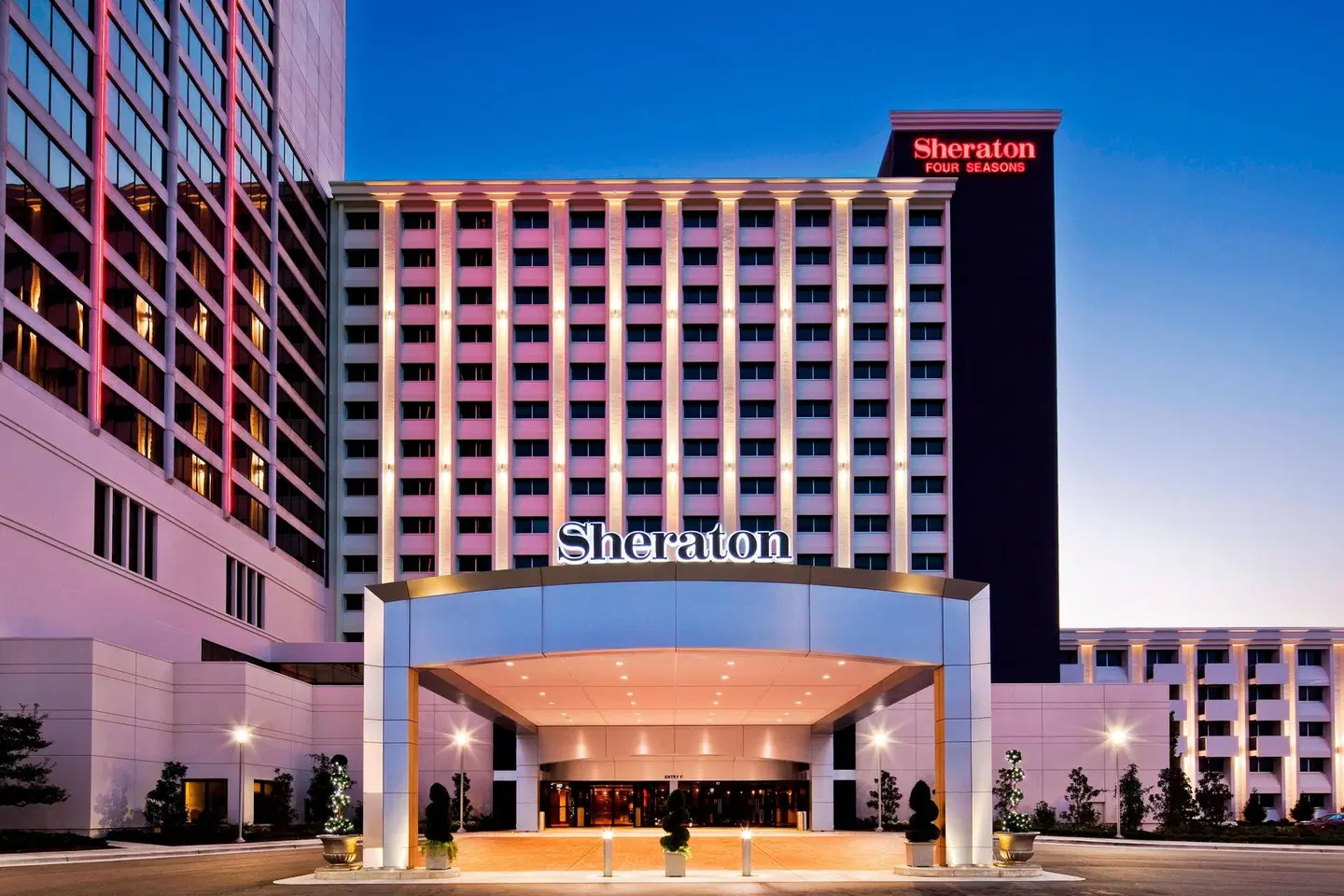 Sheraton Greensboro EXTERIOR