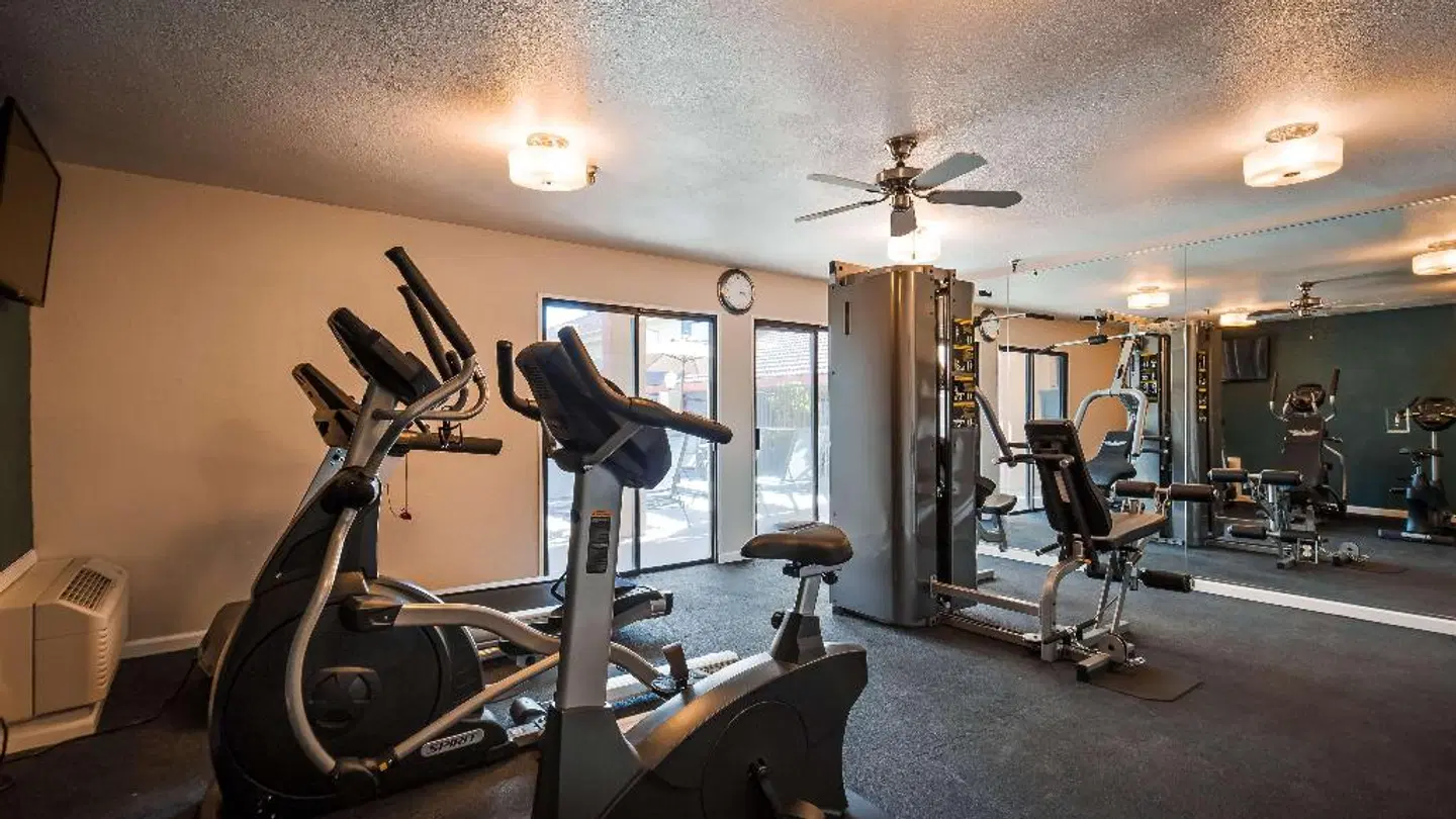 Best Western PLUS Executive Inn and Suites SPORTS_AND_LEISURE