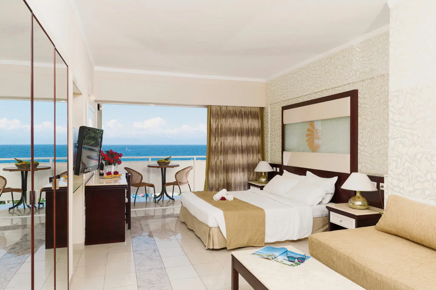 Sunshine Rhodes ROOM_EXAMPLE