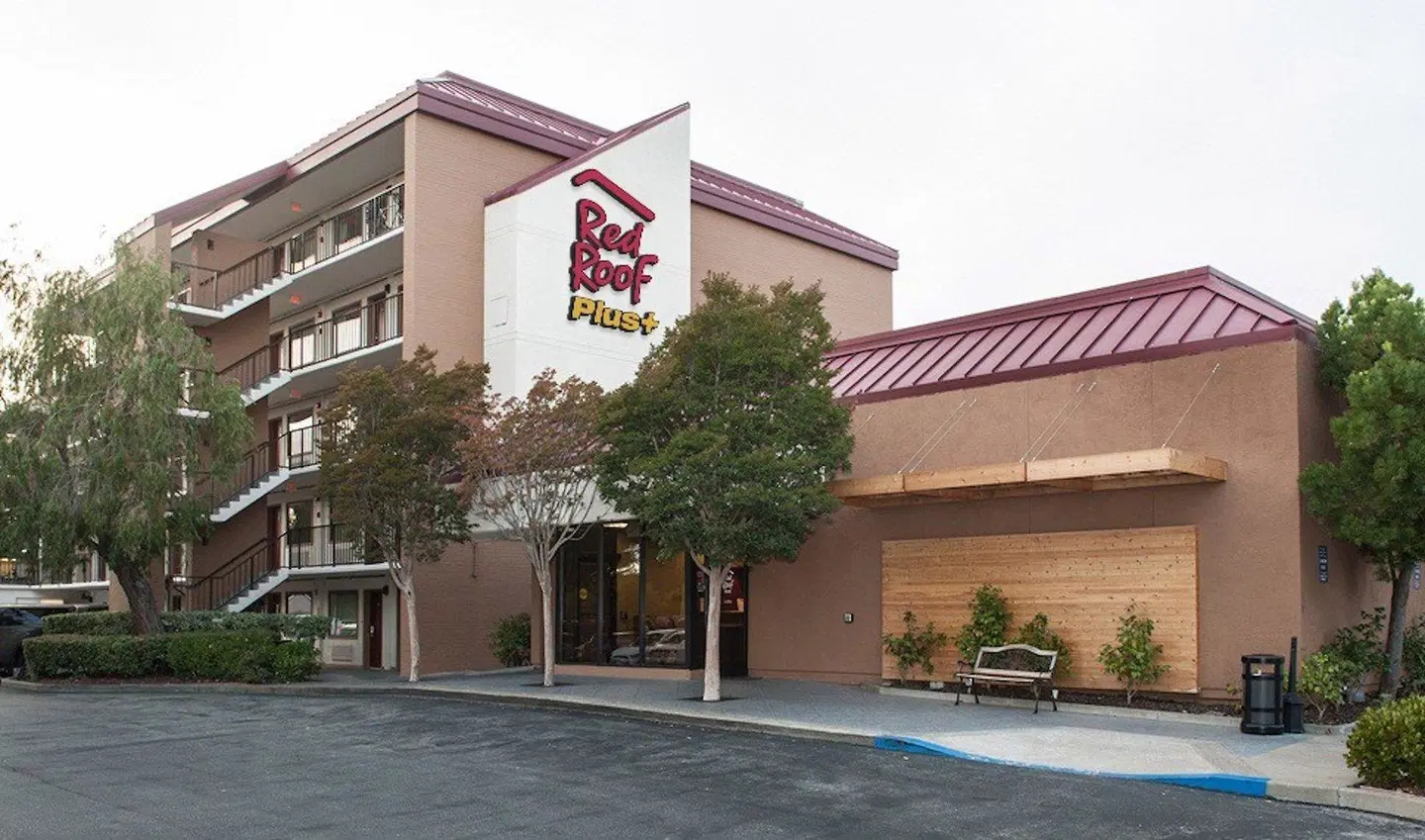 Red Roof Inn San Francisco Airport EXTERIOR