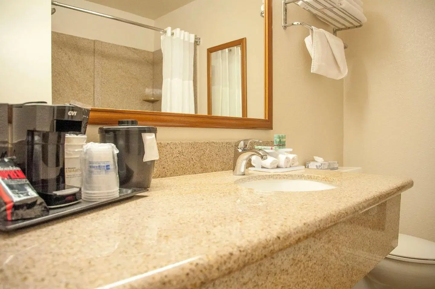 Best Western Village Inn Badezimmer