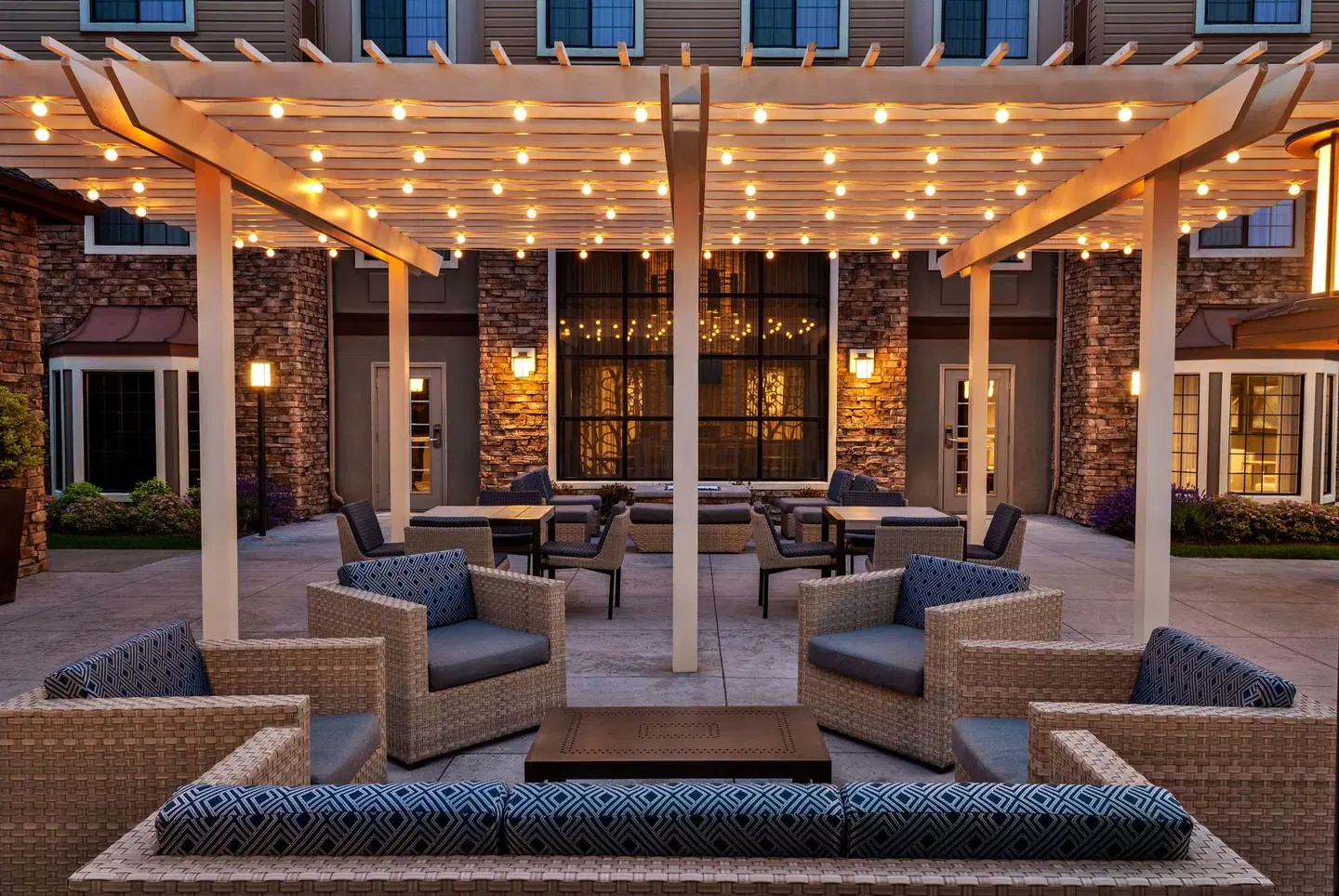 Homewood Suites by Hilton Portland Airport LOUNGE_LOBBY