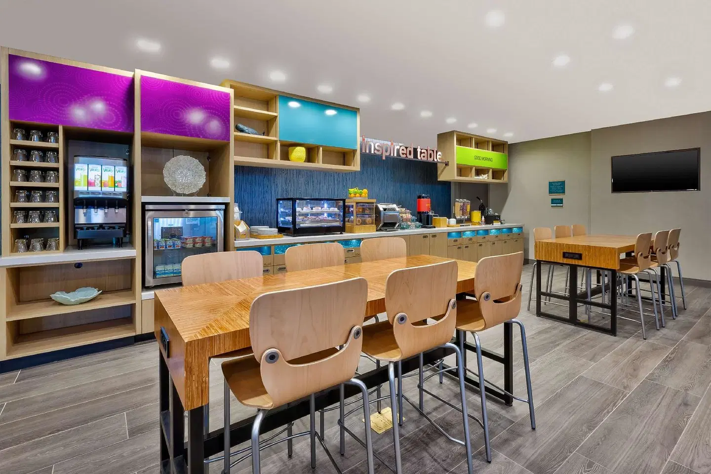 Home2 Suites by Hilton Wilmington Wrightsville Beach Bar