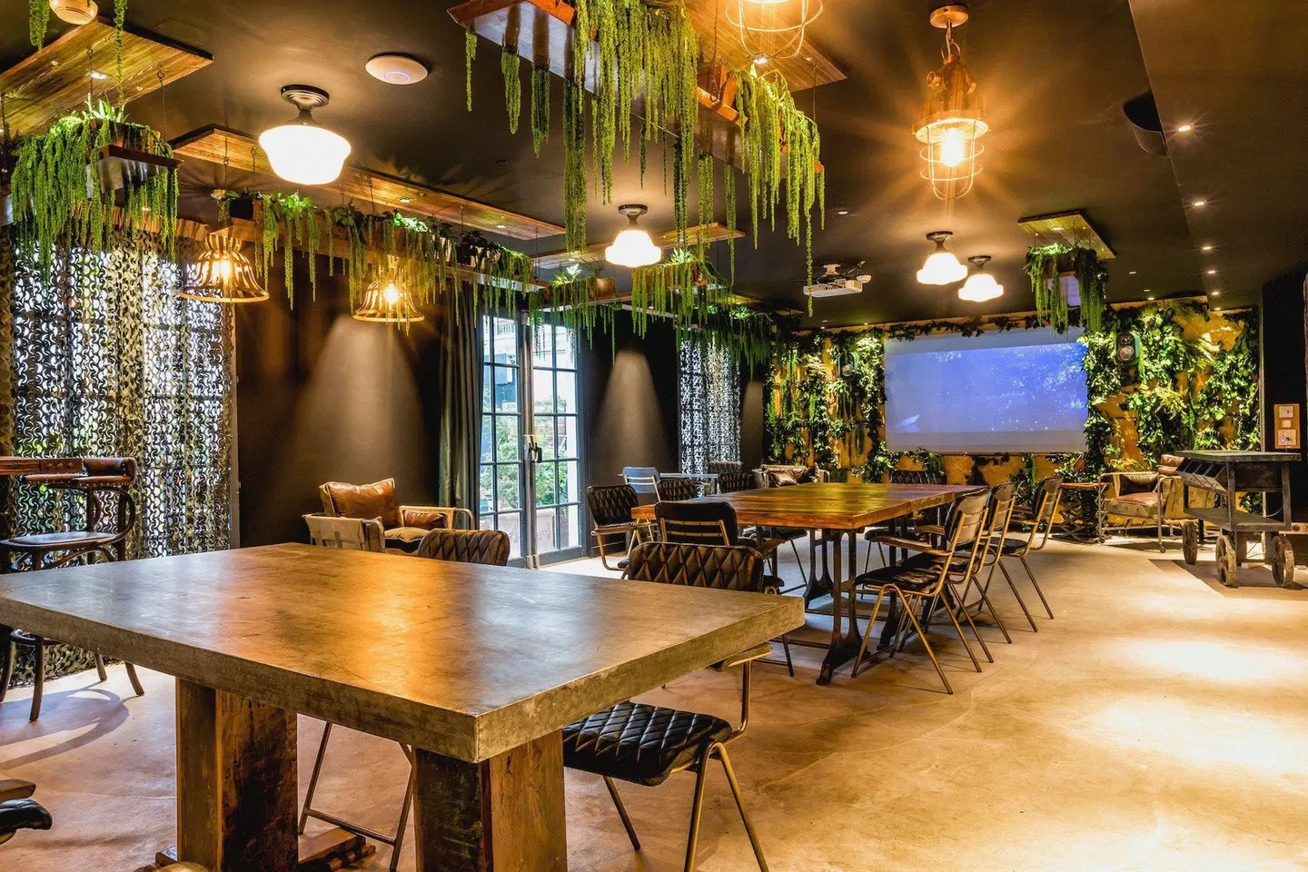 Kube Hotel Bar