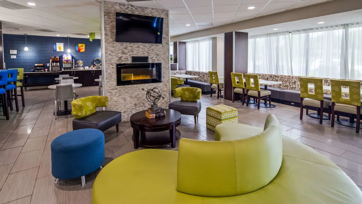 Best Western Plus Hanes Mall LOUNGE_LOBBY