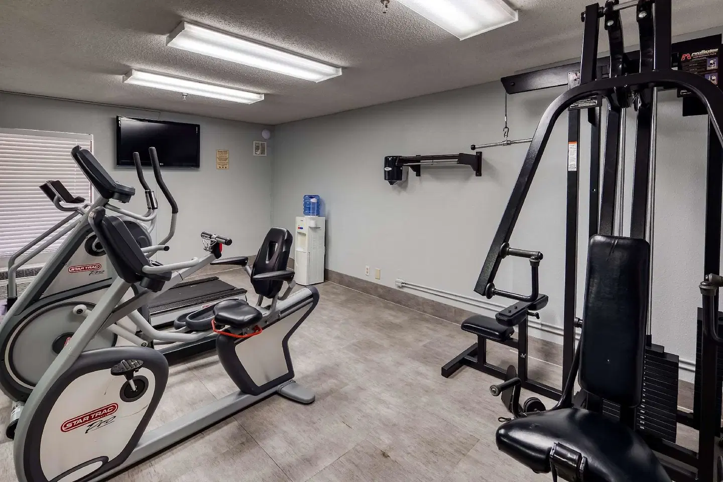 Baymont Inn & Suites Durham SPORTS_AND_LEISURE