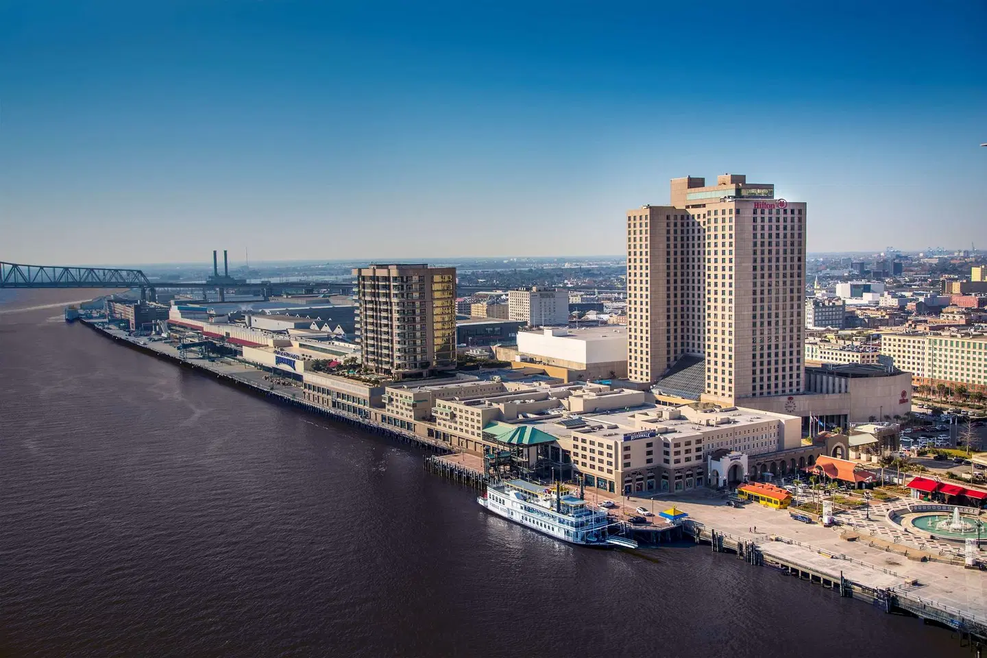 Hilton New Orleans Riverside EXTERIOR
