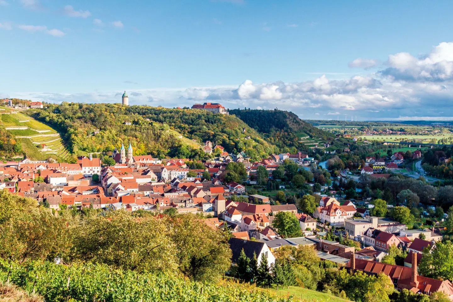 Hotel Himmelsscheibe & Hotel Schloss Nebra Garten