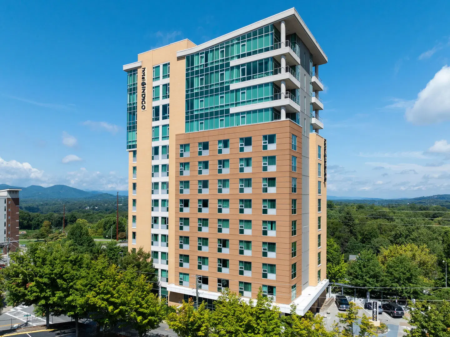 Indigo Asheville Downtown EXTERIOR