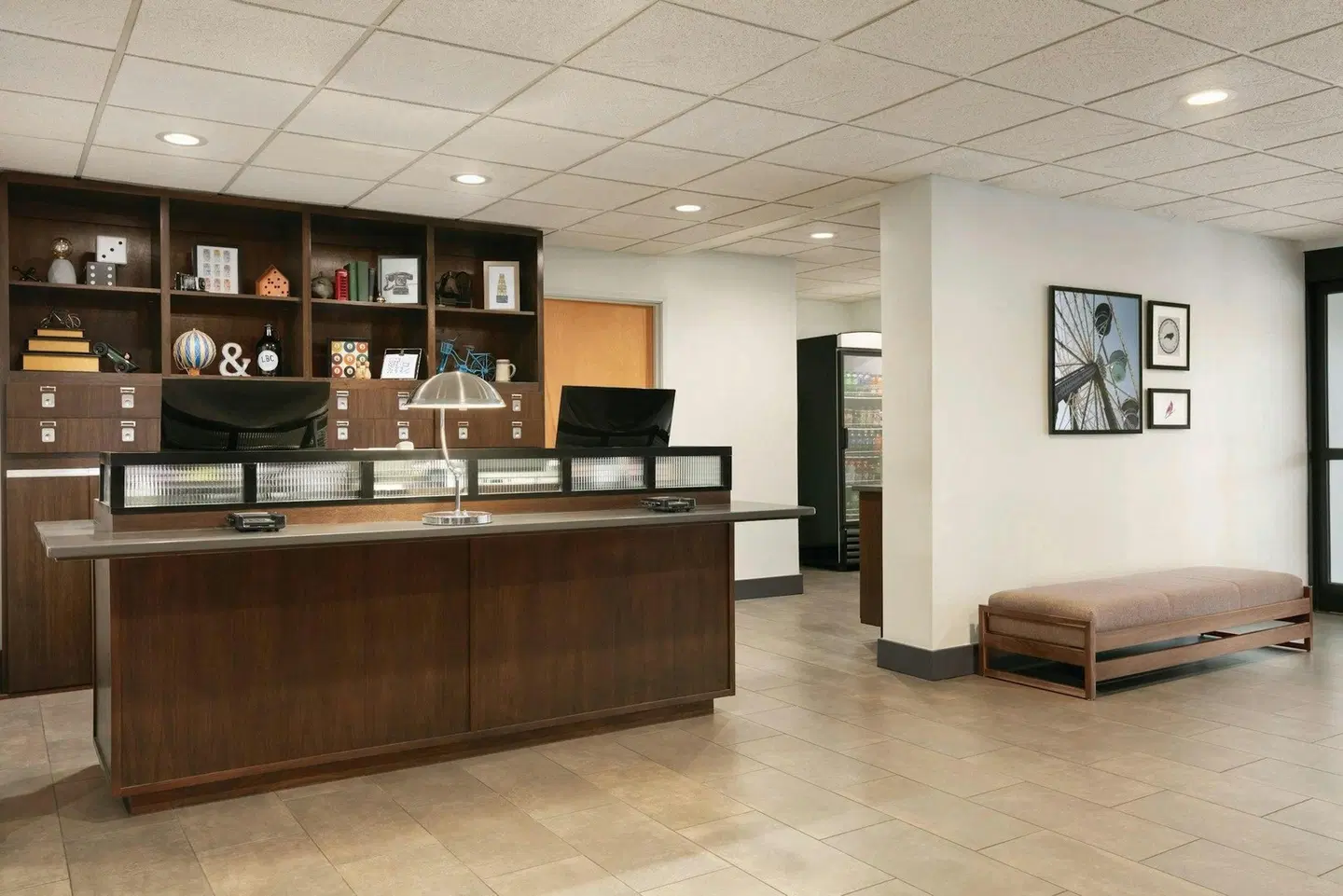 Four Points by Sheraton Raleigh Arena LOUNGE_LOBBY