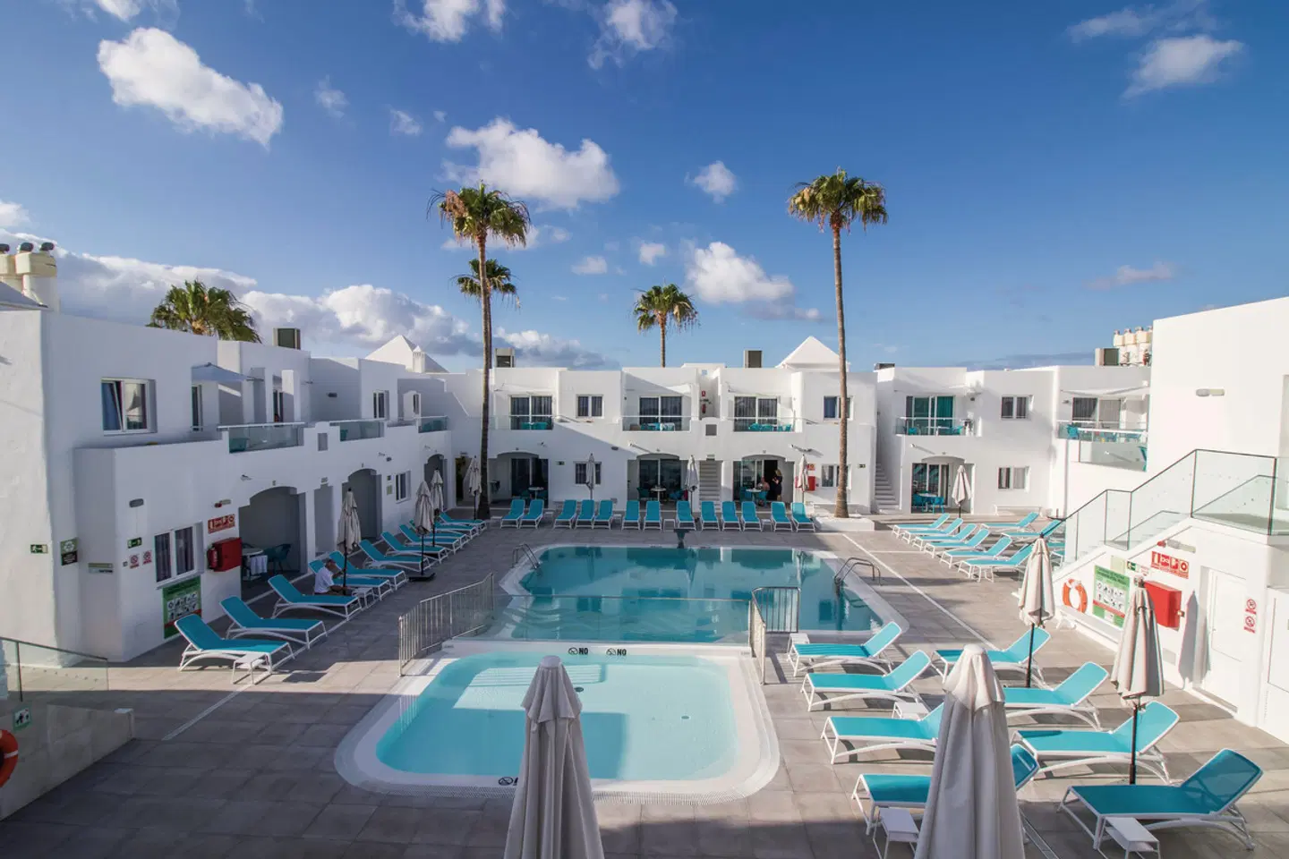 Club Guinate OUTDOOR_POOL
