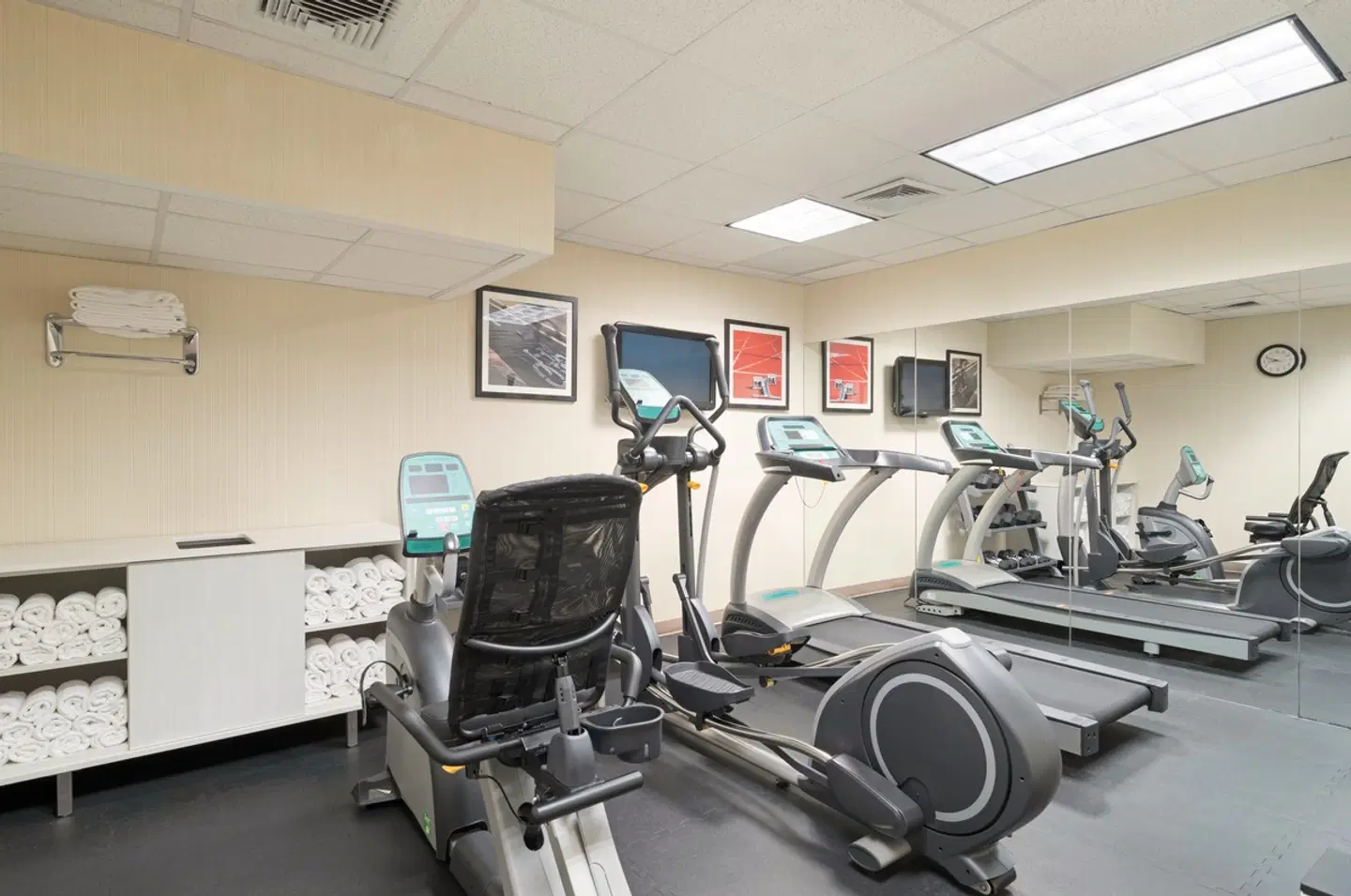 Holiday Inn Express New York City-Wall Street SPORTS_AND_LEISURE