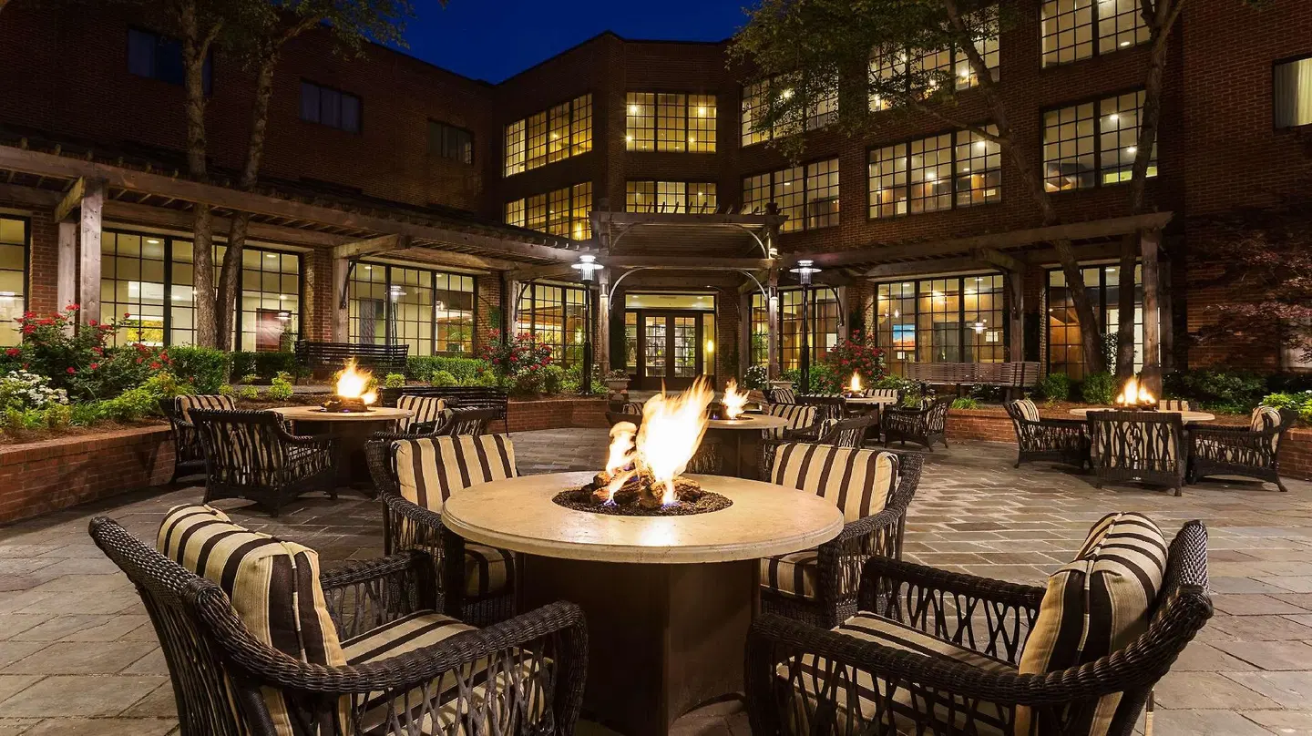 DoubleTree Suites by Hilton Charlotte/SouthPark Terrasse