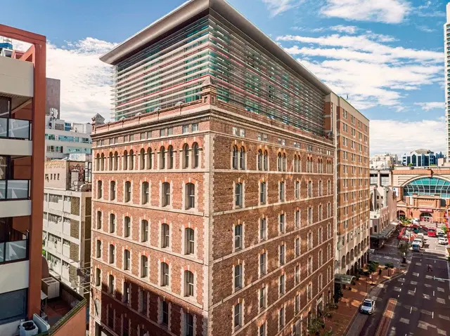 Furama Darling Harbour EXTERIOR
