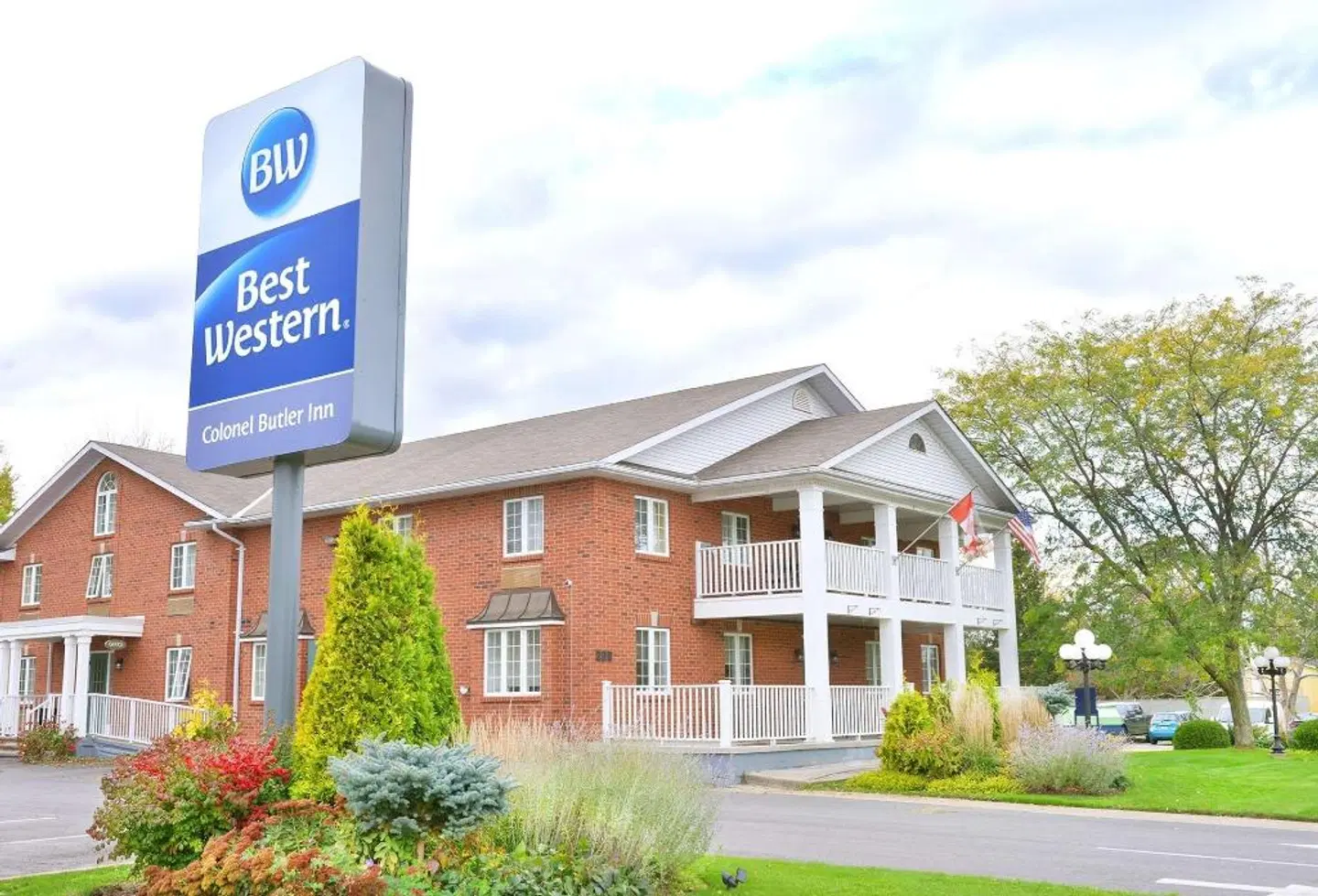 Best Western Colonel Butler Inn EXTERIOR