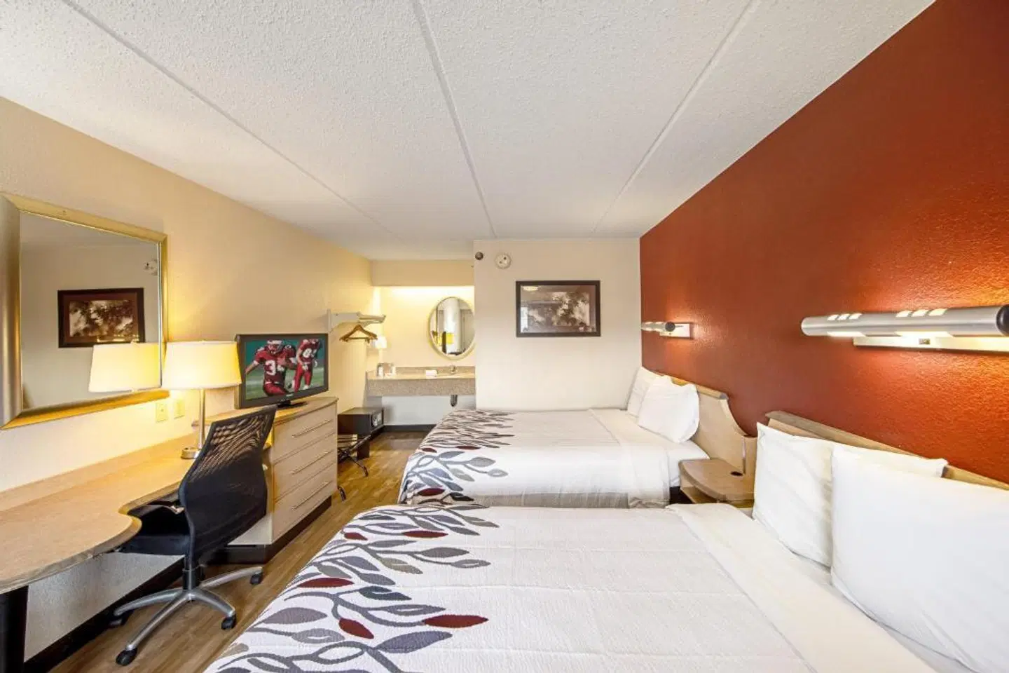 Red Roof Greensboro Airport ROOM_EXAMPLE