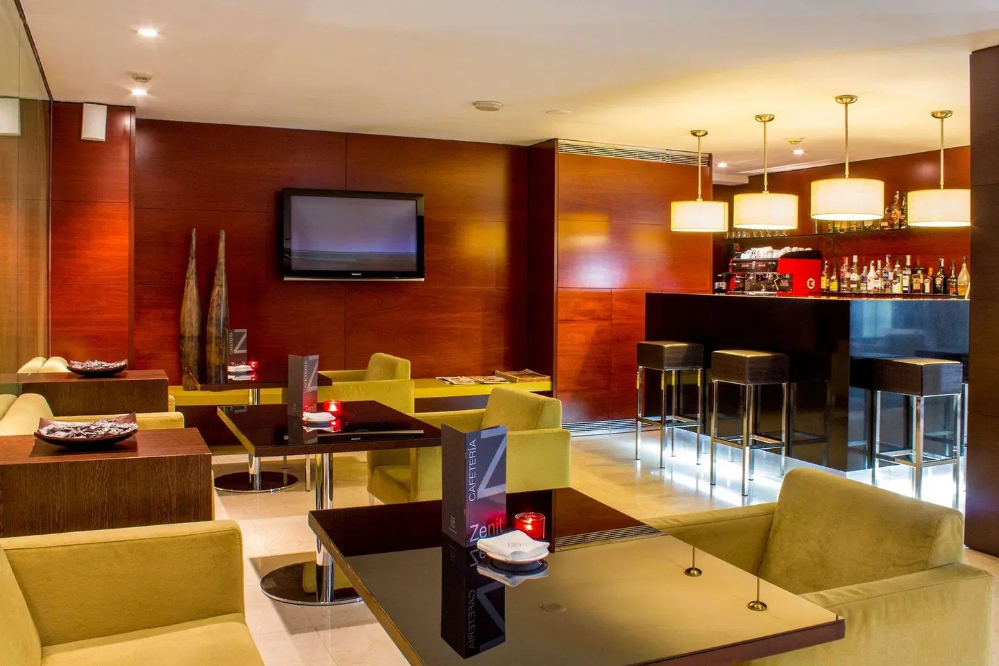 Zenit Borrell Bar