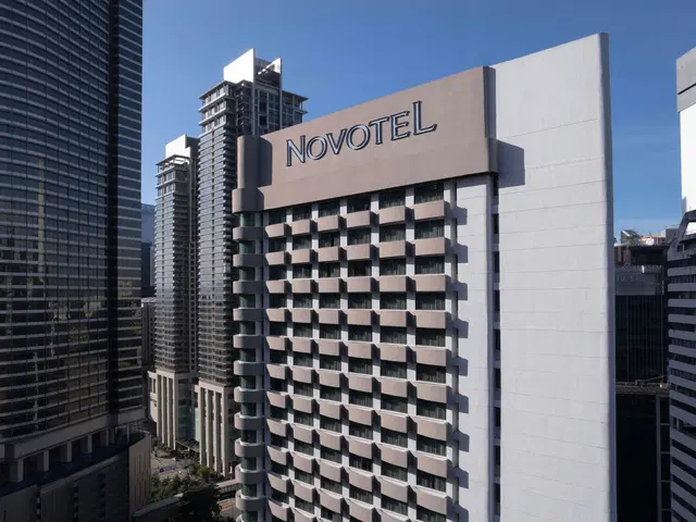 Novotel Kuala Lumpur City Centre Hotel EXTERIOR