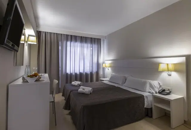 Rosamar Maxim ROOM_EXAMPLE