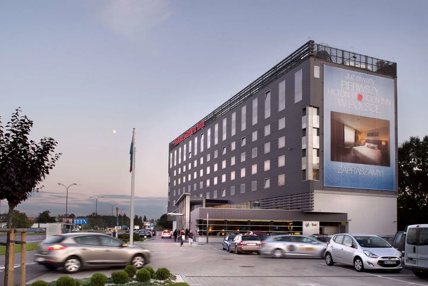 Hilton Garden Inn Krakow EXTERIOR