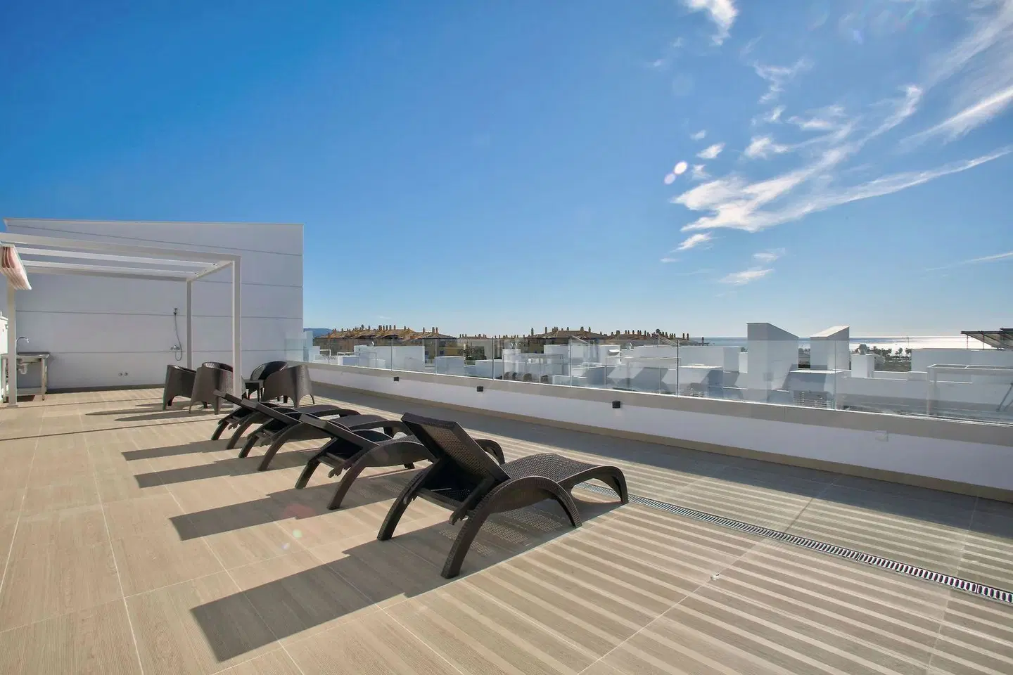 Aqua Apartments Marbella Terrasse
