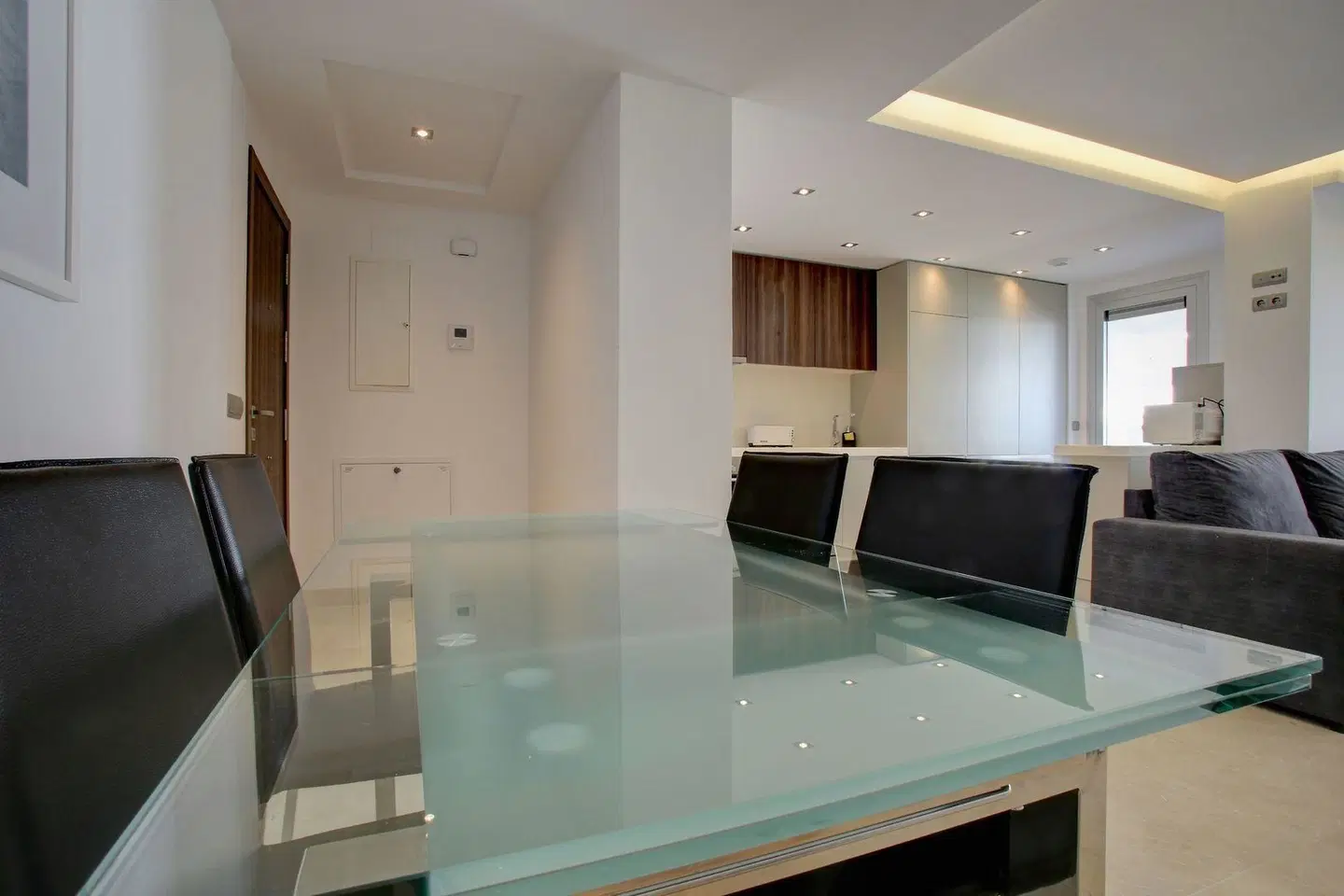 Aqua Apartments Marbella Hallenbad