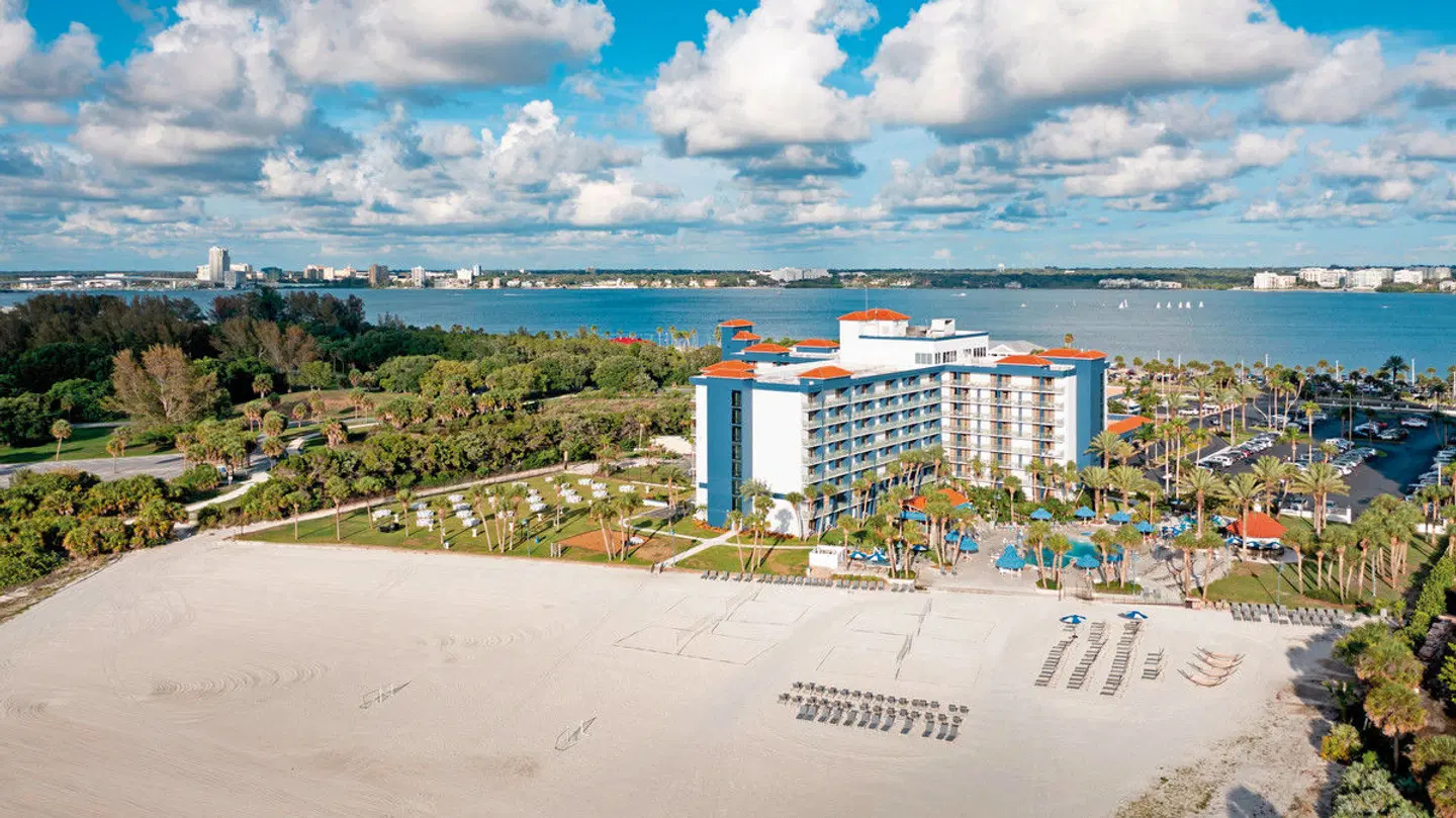 Sheraton Sand Key Resort EXTERIOR