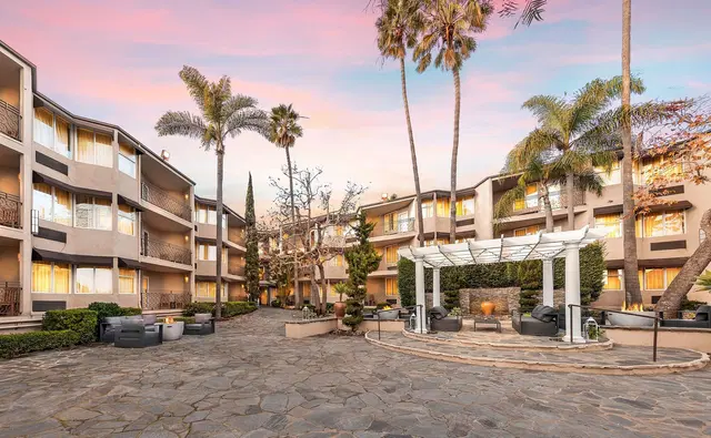 The Belamar Hotel Manhattan Beach, Tapestry Collection by Hilton Terrasse