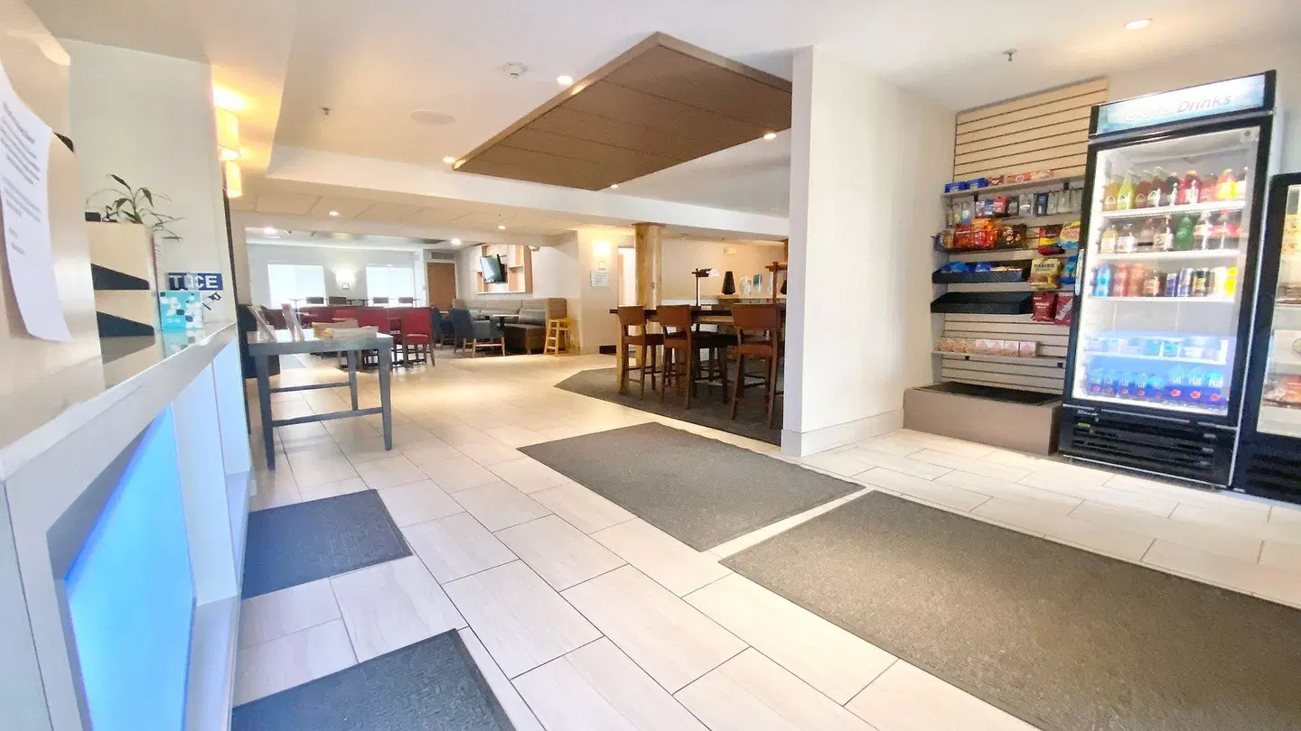 Holiday Inn Express & Suites Park City by IHG LOUNGE_LOBBY