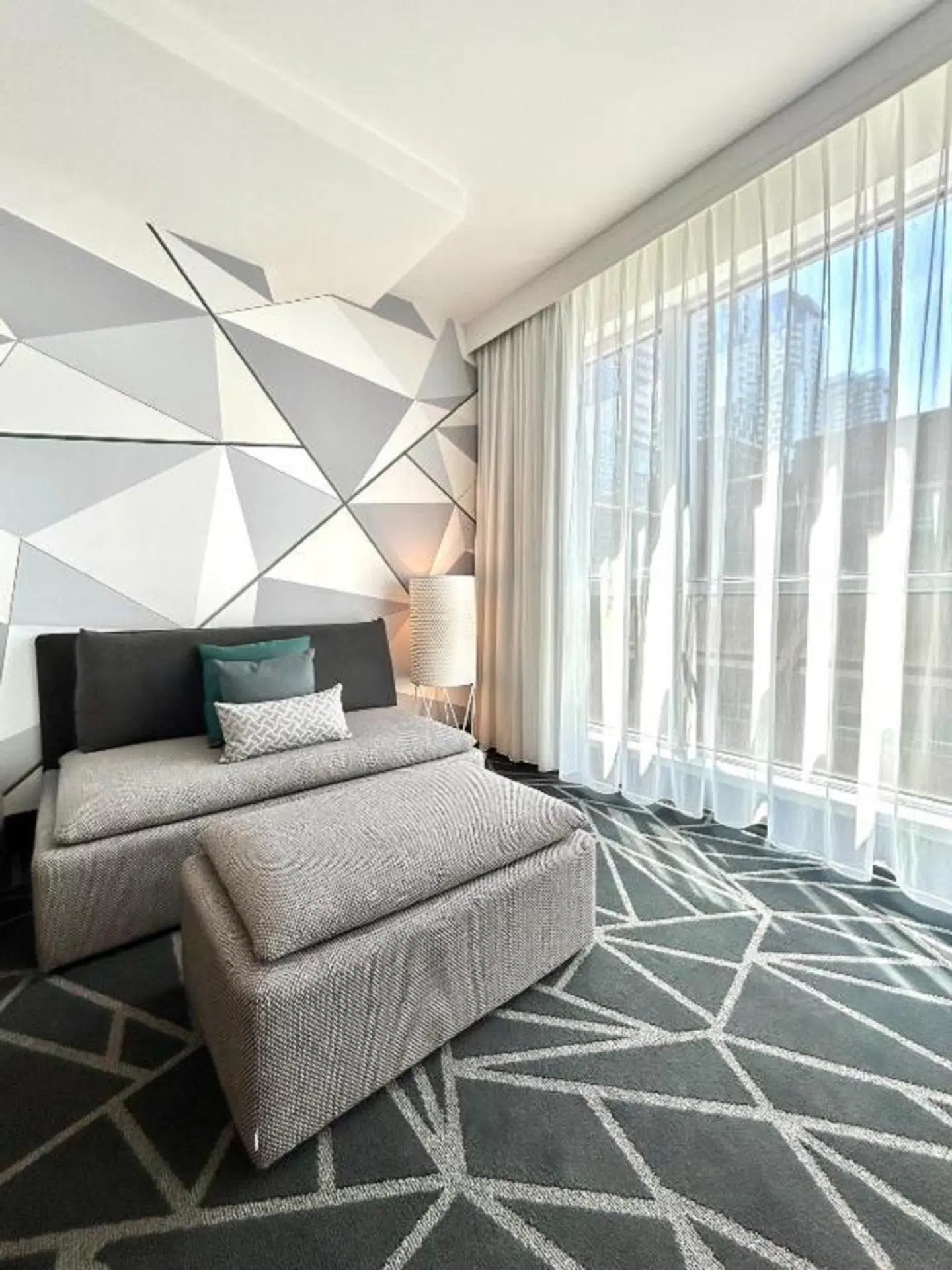 Le Crystal Montreal ROOM_EXAMPLE