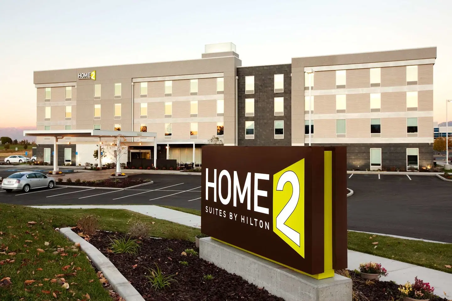 Home2 Suites by Hilton Salt Lake City / West Valley City, UT EXTERIOR