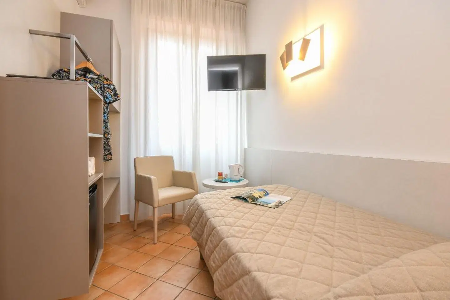 Riel ROOM_EXAMPLE