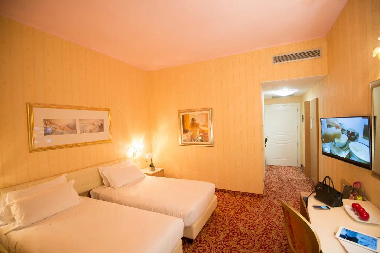 Uniqo Hotel Sempione Fiera ROOM_EXAMPLE
