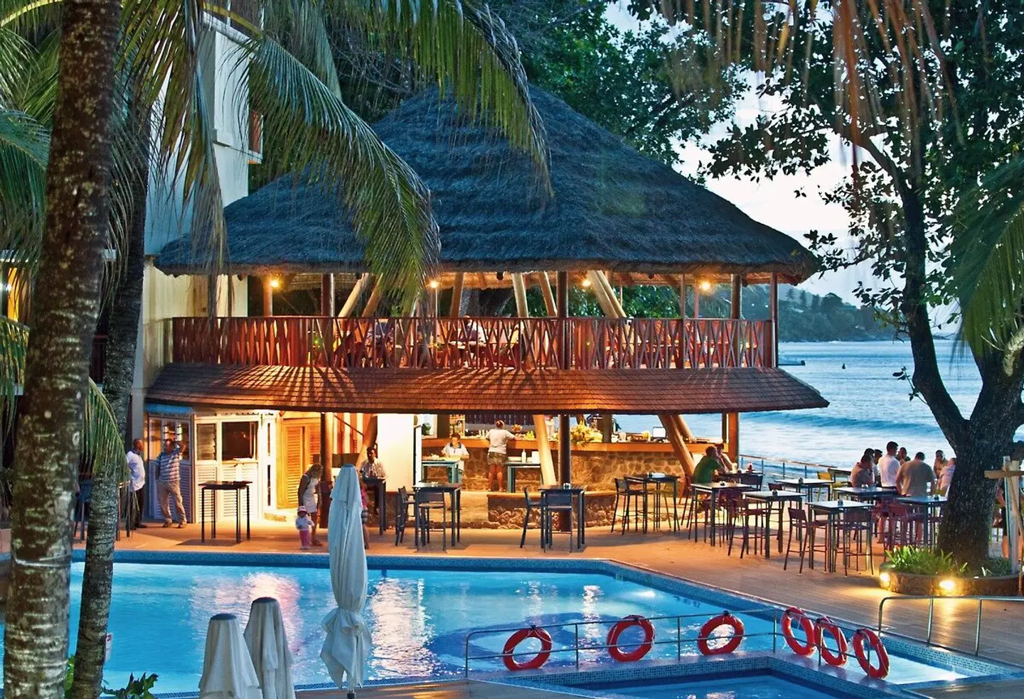 Coral Strand Smart Choice Hotel OUTDOOR_POOL
