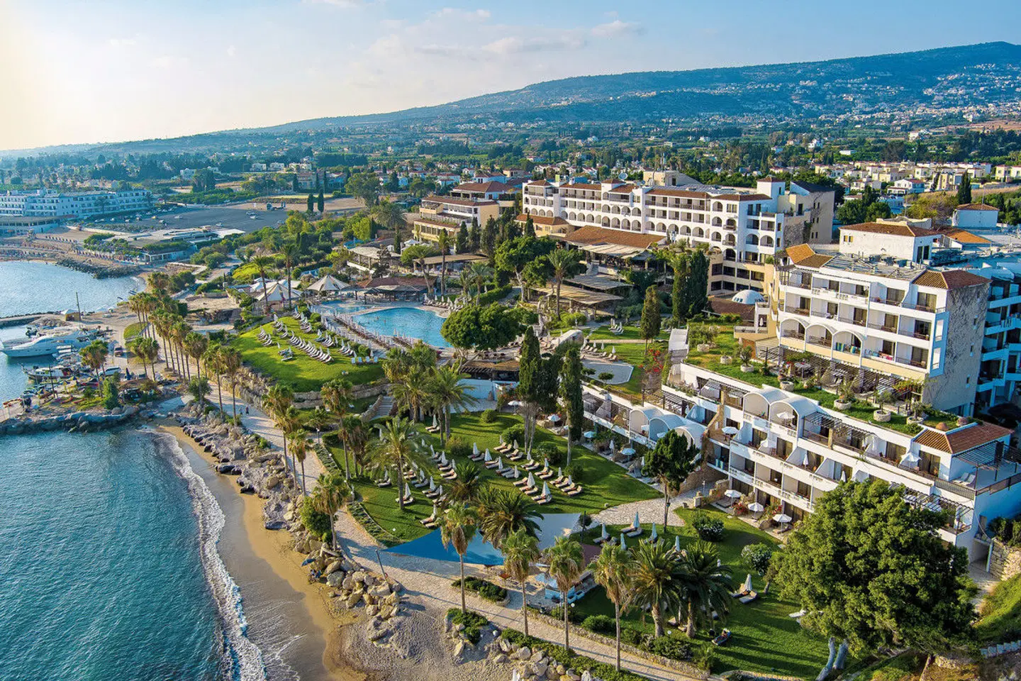 Coral Beach Hotel & Resort EXTERIOR