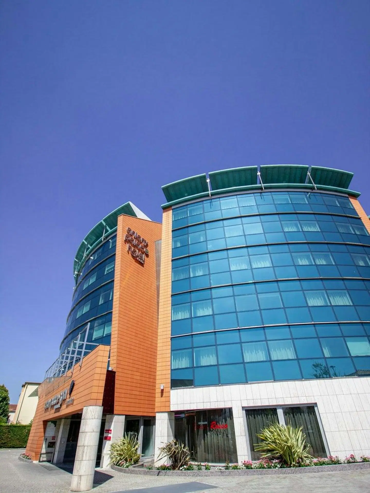 Antony Palace Hotel EXTERIOR