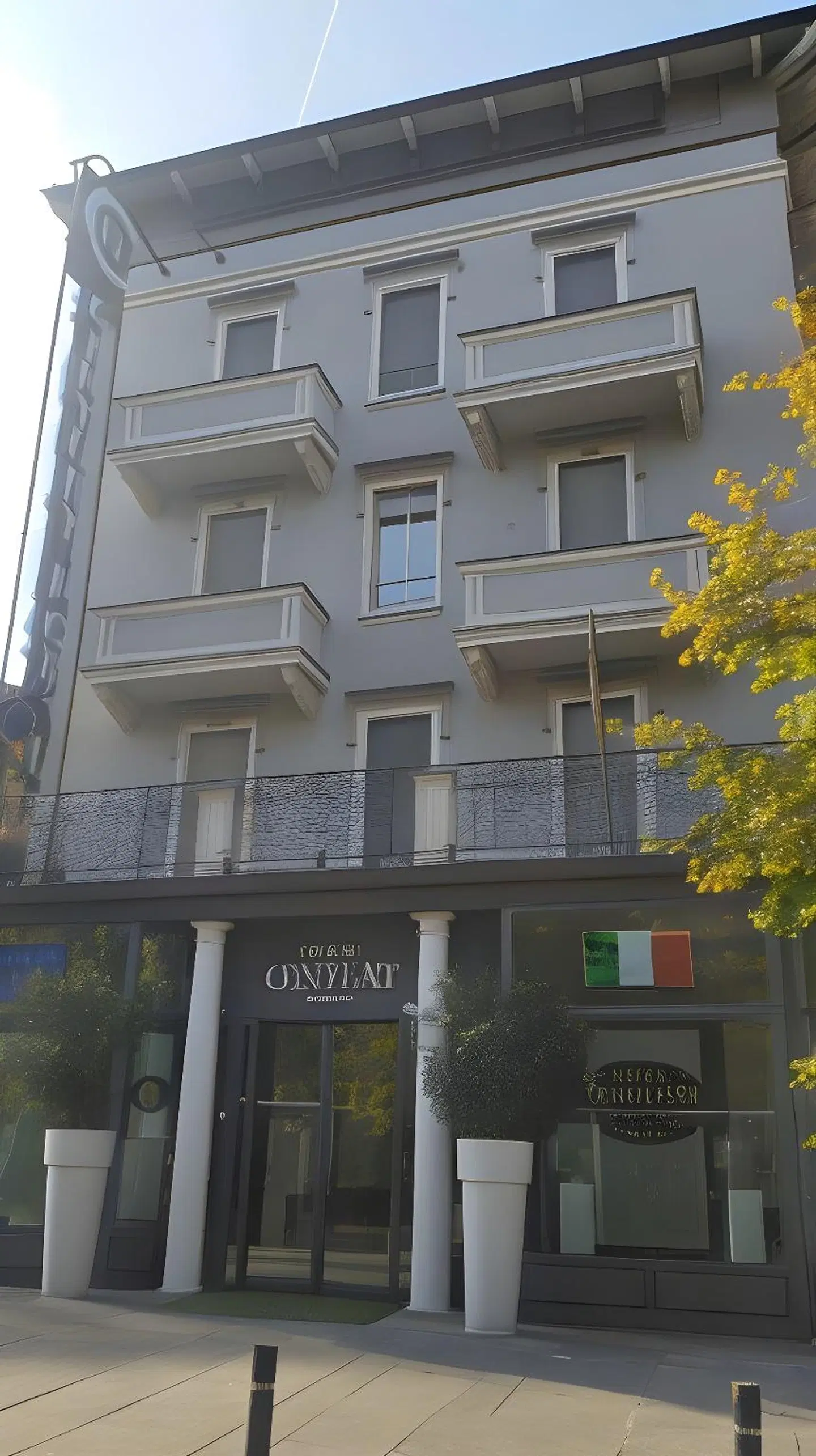 Century Hotel EXTERIOR