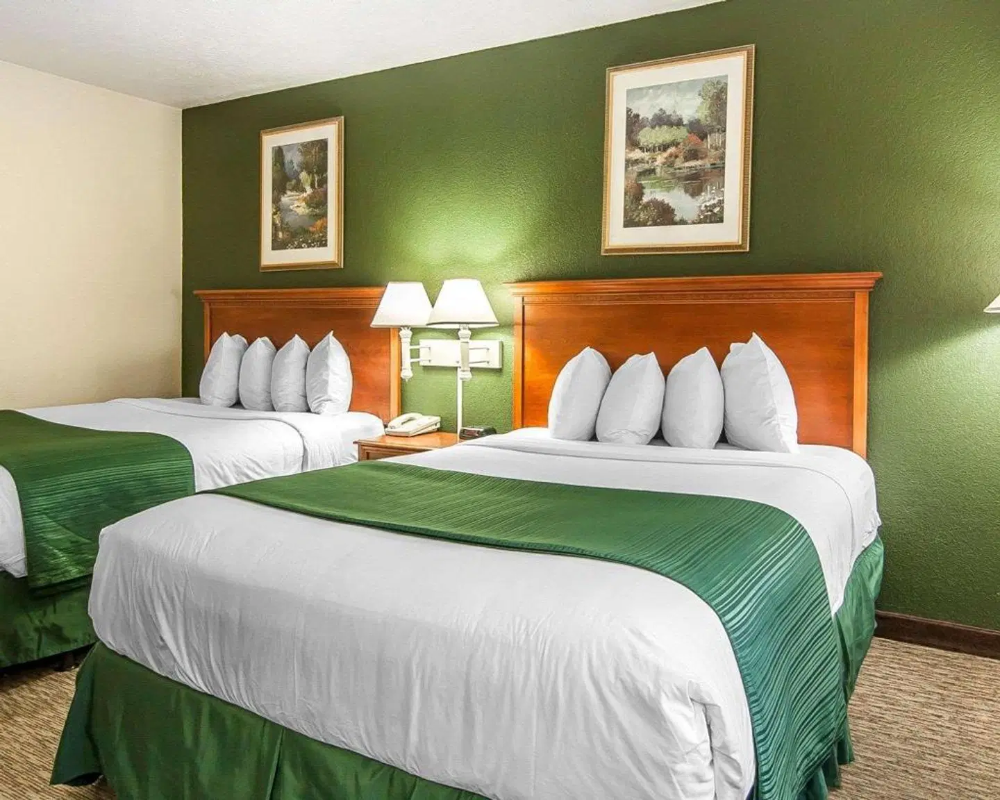 Quality Inn Downtown Convention Center Portland ROOM_EXAMPLE