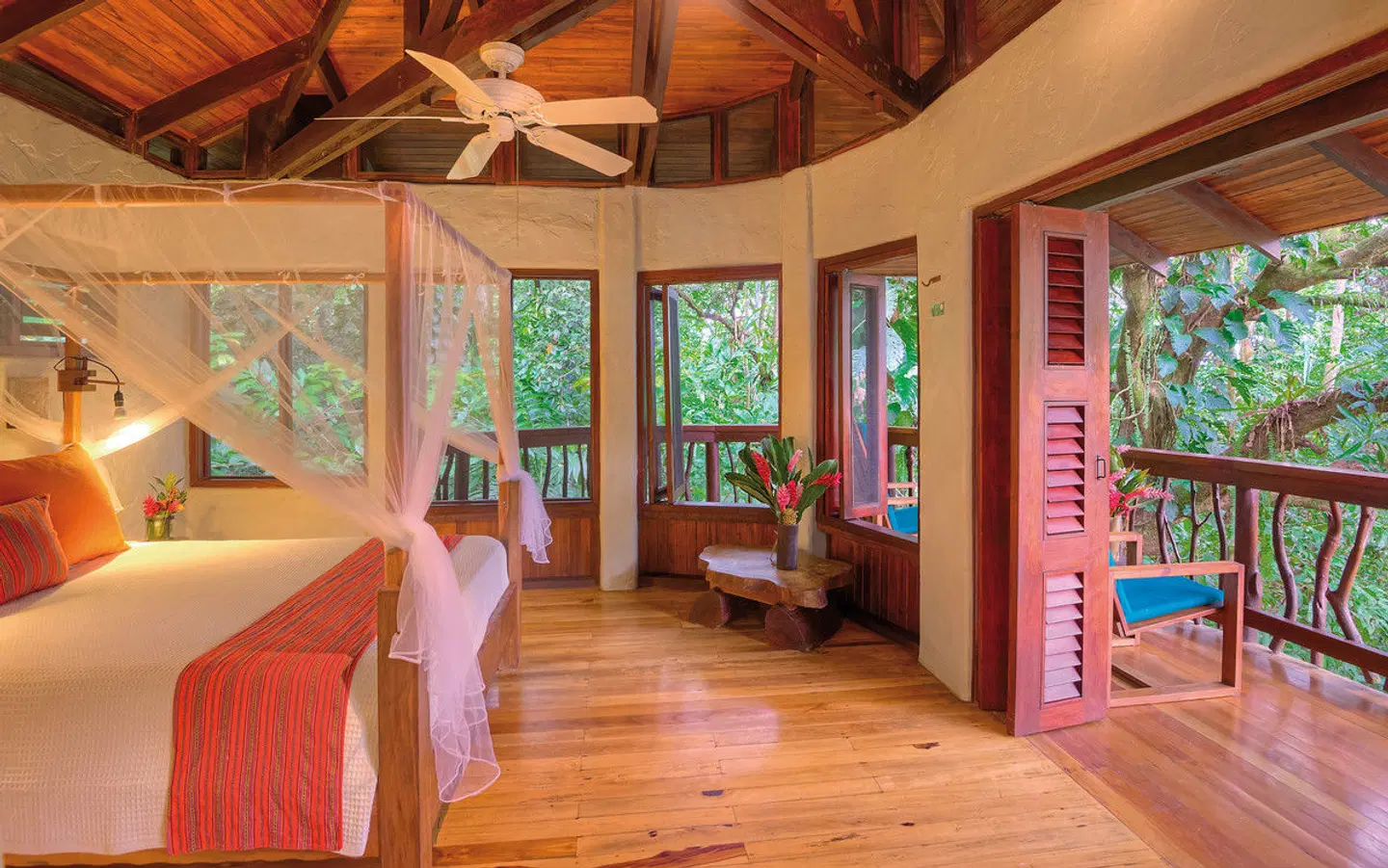 Playa Nicuesa Rainforest Lodge LOUNGE_LOBBY
