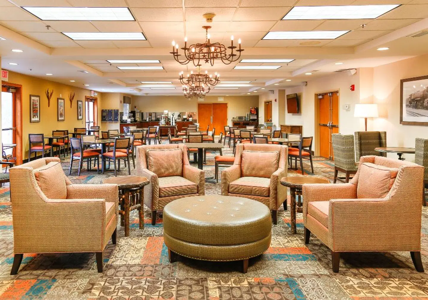 Best Western Rocky Mountain Lodge Bar