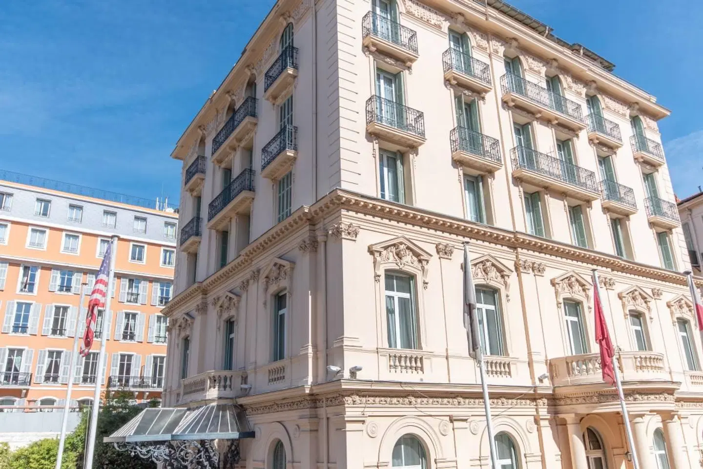 Vendome EXTERIOR