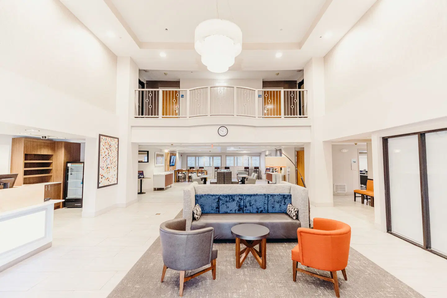 Holiday Inn Express Atlanta NE - I-85 Clairmont by IHG Bar