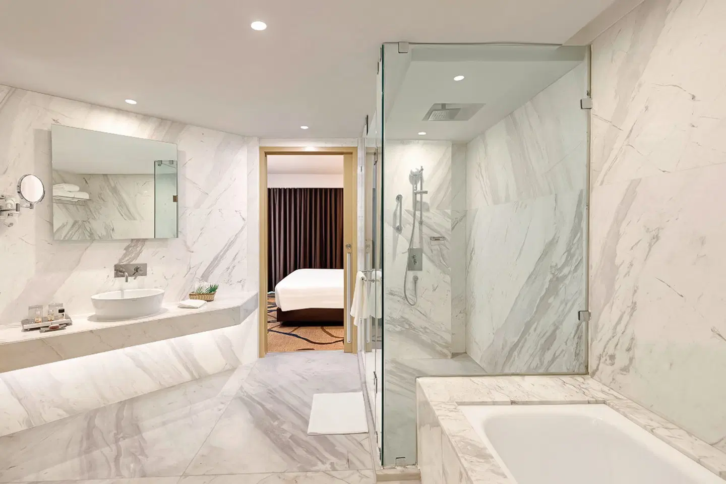 Pride Plaza Hotel Aerocity Badezimmer