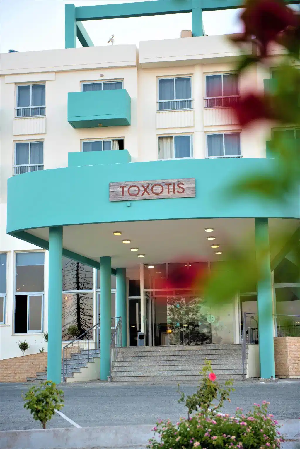 Toxotis Hotel Apartments — ChIJUVAq7Tmu3xQRORKzewiJCWs,ChIJ8YJl1snI3xQRndQKBRisRjo
