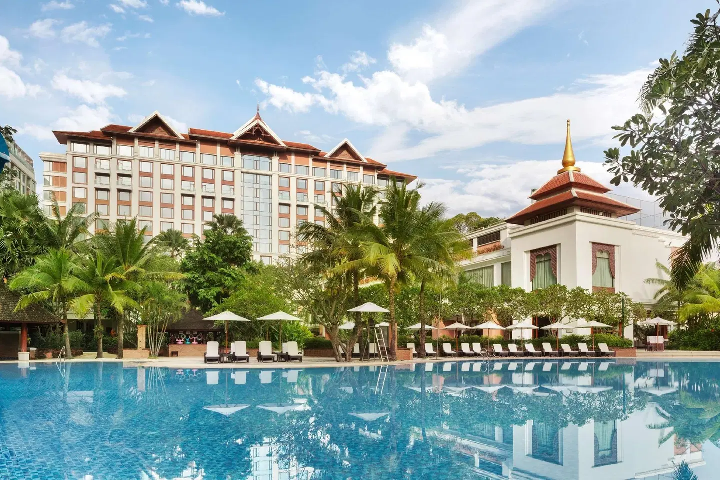Shangri-La Hotel, Chiang Mai OUTDOOR_POOL