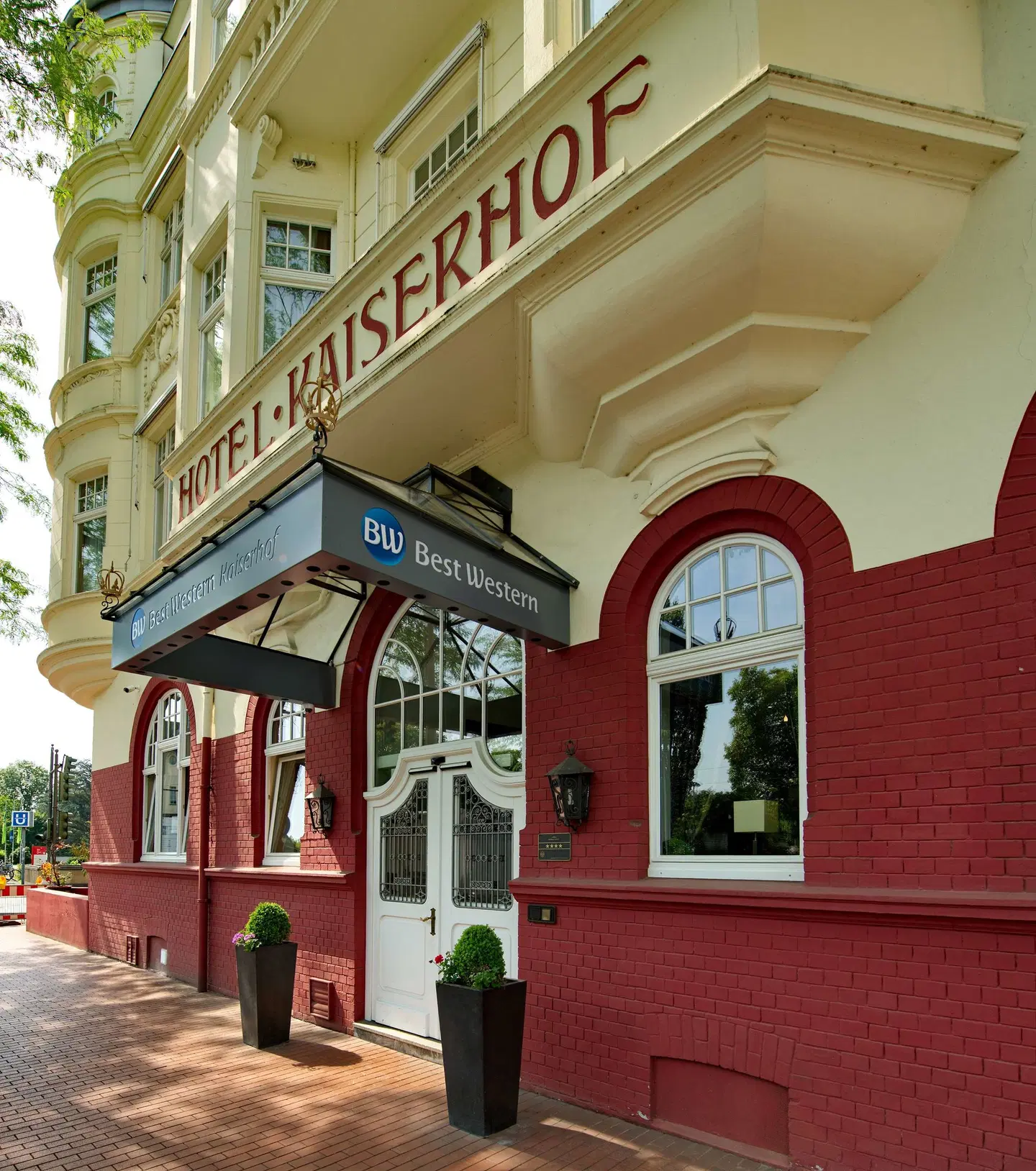 Best Western Hotel Kaiserhof EXTERIOR
