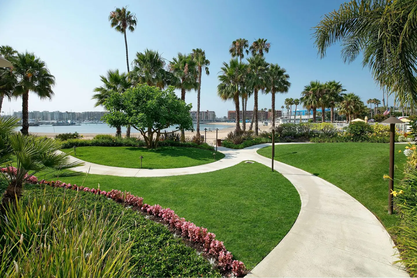 Jamaica Bay Inn Marina Del Rey, Tapestry Collection by Hilton Garten