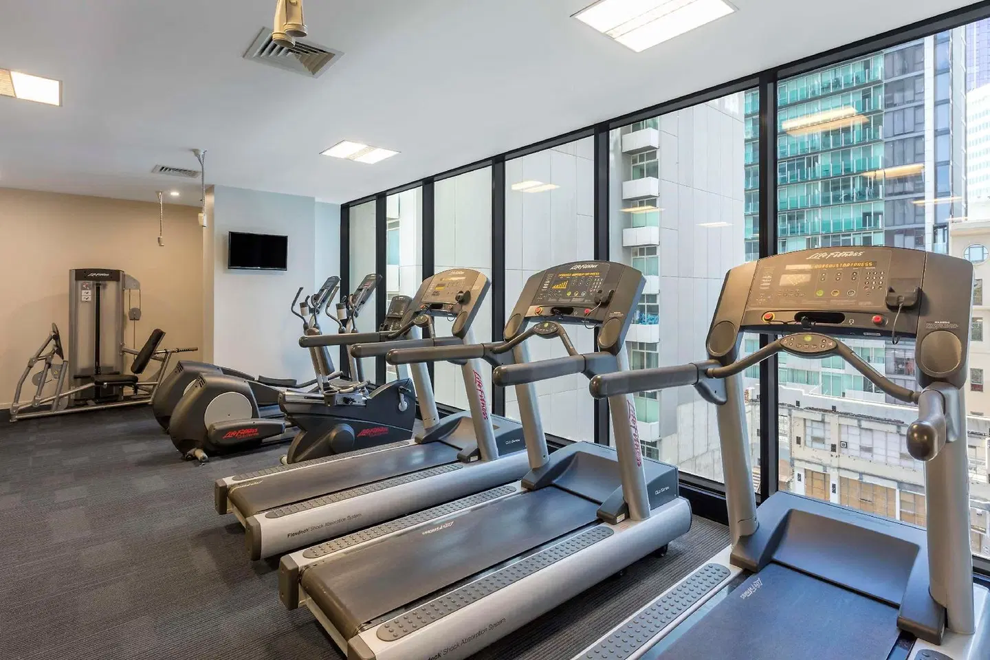 Oaks Melbourne on William Suites SPORTS_AND_LEISURE