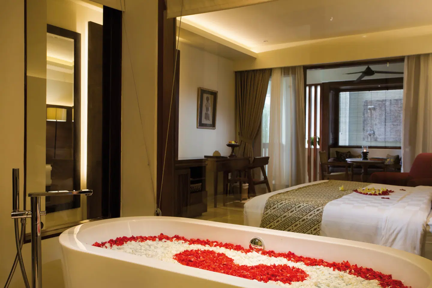 The Ubud Village Hotel Badezimmer
