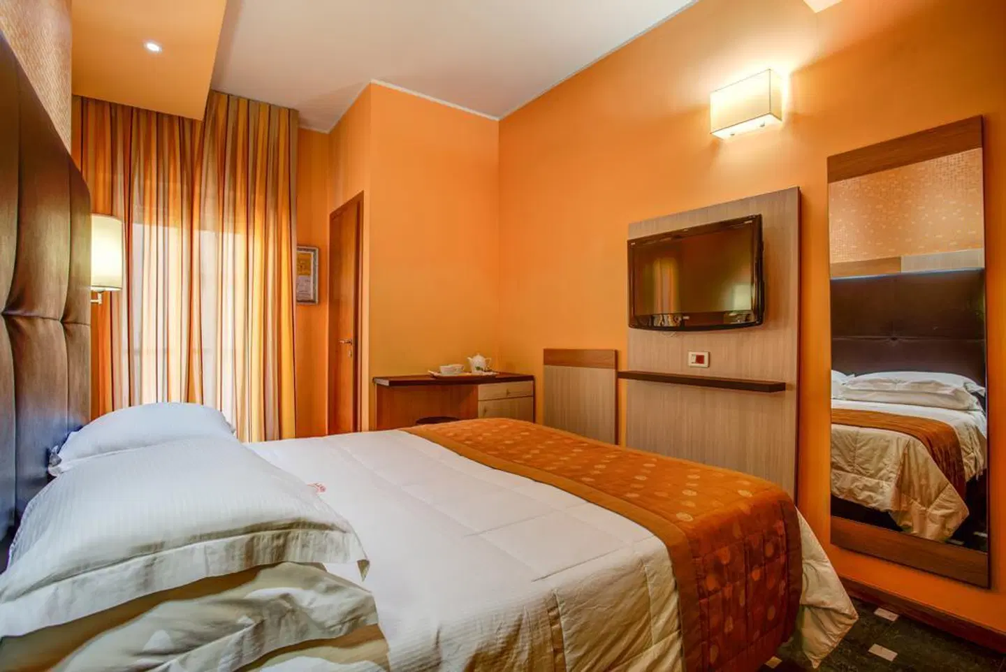Genty ROOM_EXAMPLE